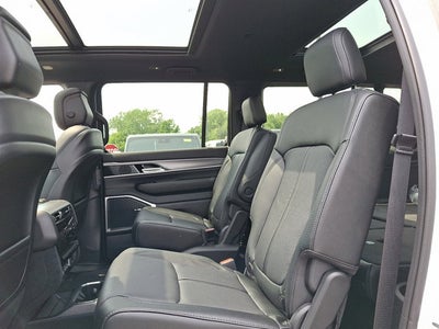 2025 Jeep Wagoneer L Series II