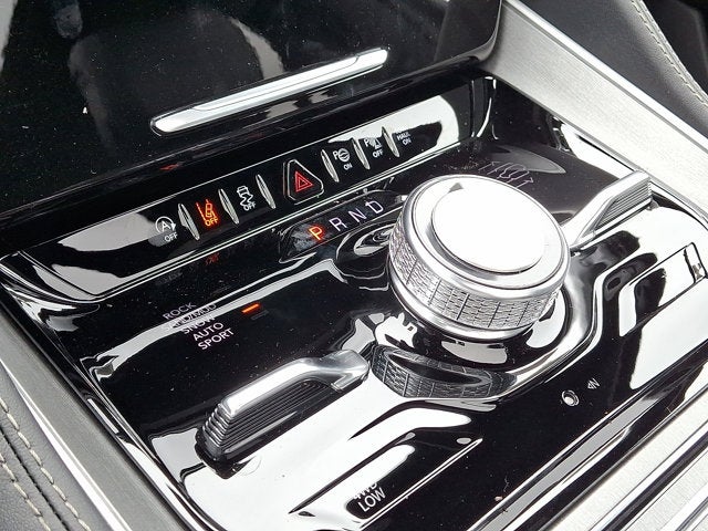 2026 Jeep Grand Wagoneer Upland