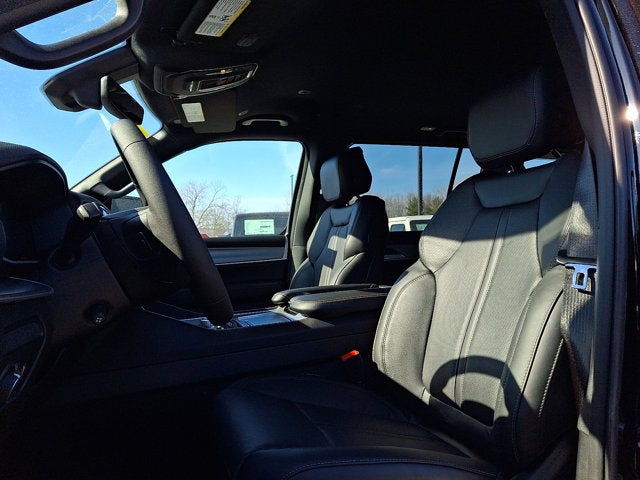 2026 Jeep Grand Wagoneer 4x4