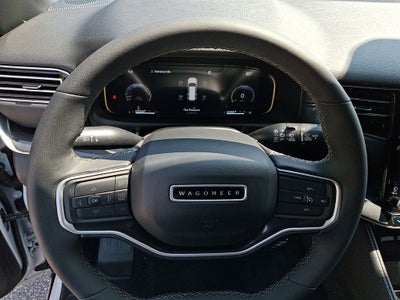 2023 Jeep Wagoneer Base