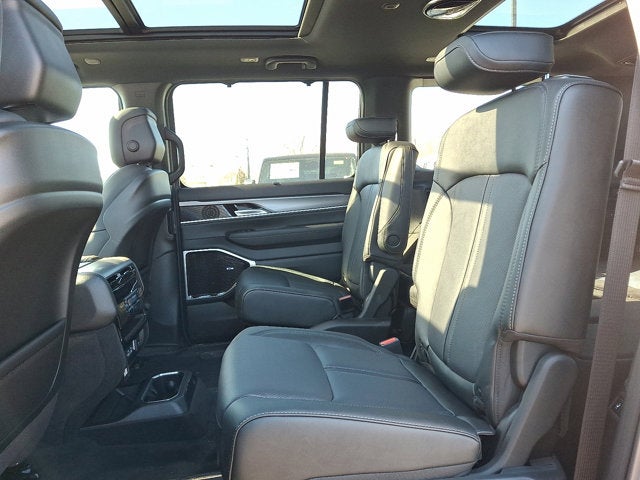 2026 Jeep Grand Wagoneer Limited Reserve