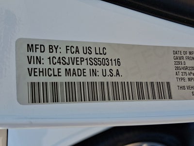 2025 Jeep Grand Wagoneer Base