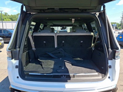 2025 Jeep Grand Wagoneer Base