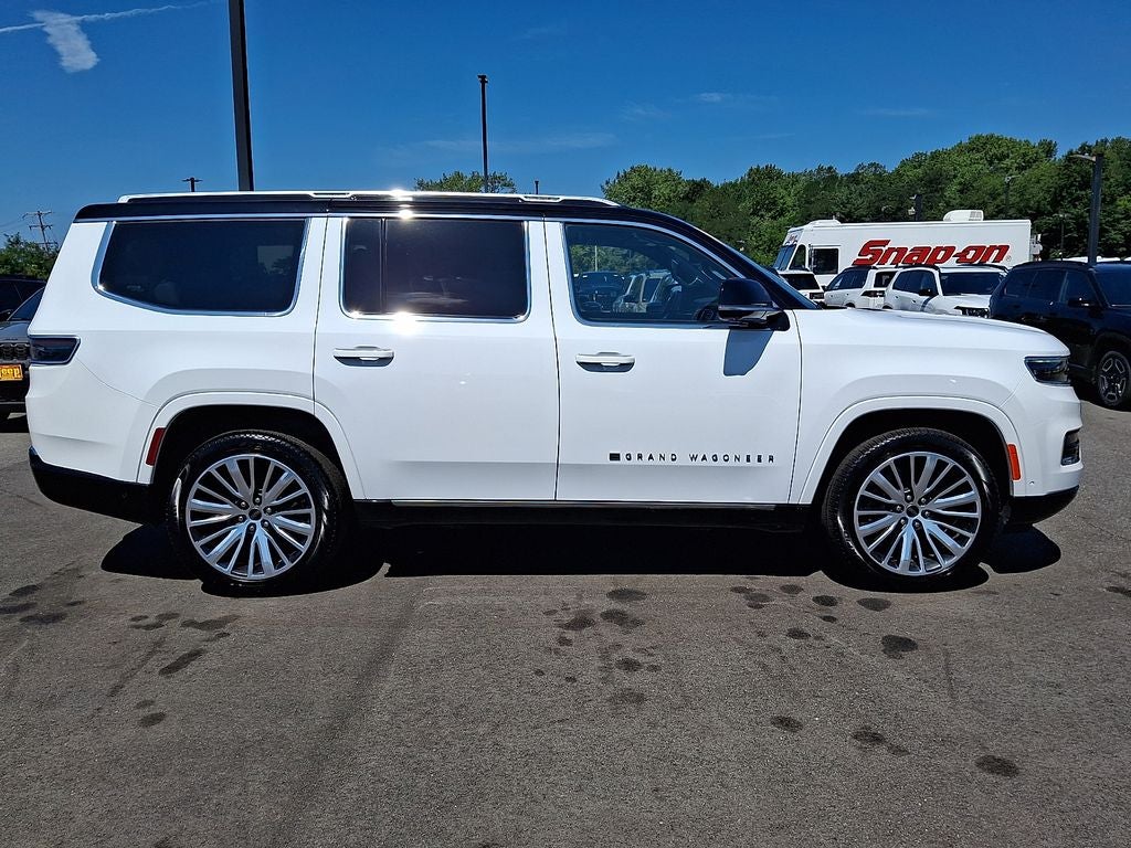 2025 Jeep Grand Wagoneer Base