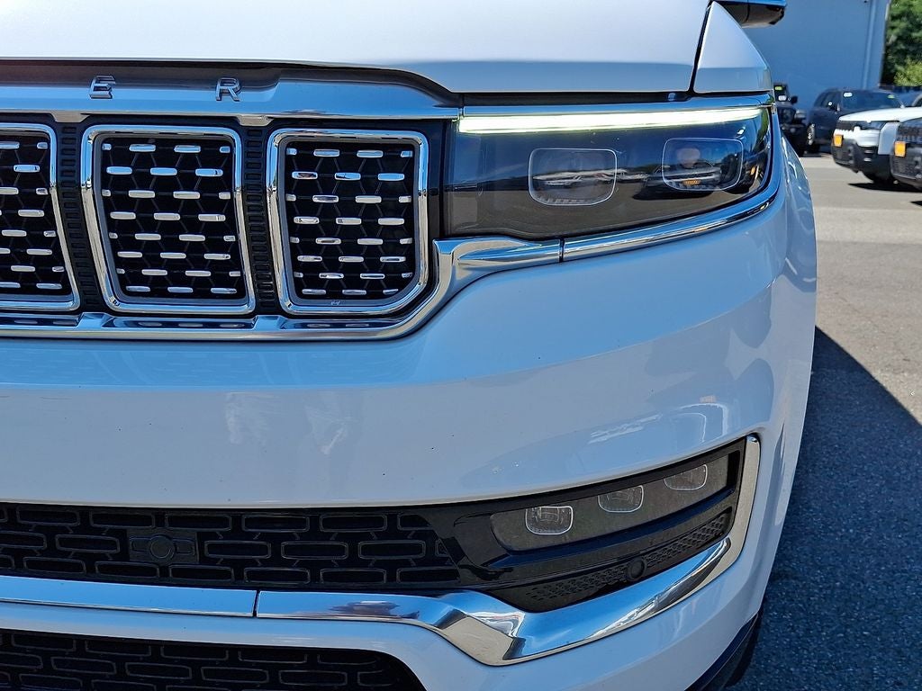 2025 Jeep Grand Wagoneer Base