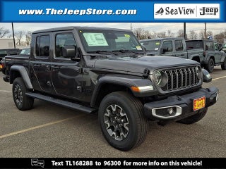 2026 Jeep Gladiator Sahara