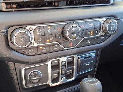 2026 Jeep Gladiator Sahara