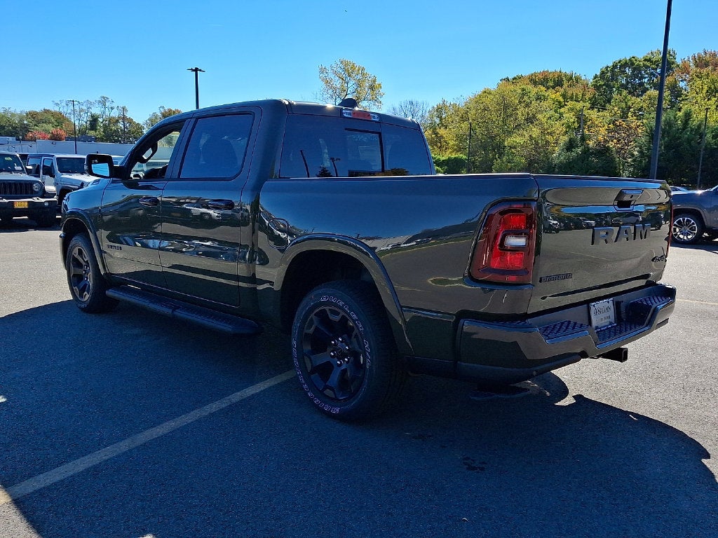 2027 RAM 1500 Big Horn/Lone Star