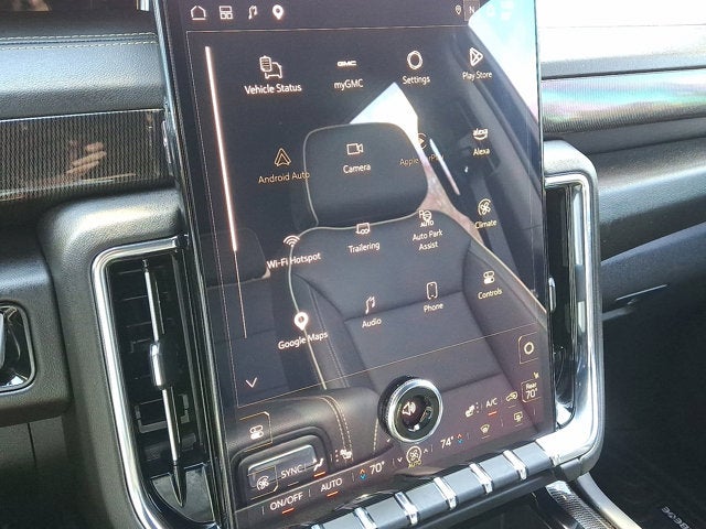 2025 GMC Yukon Elevation