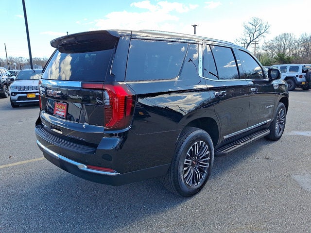 2025 GMC Yukon Elevation