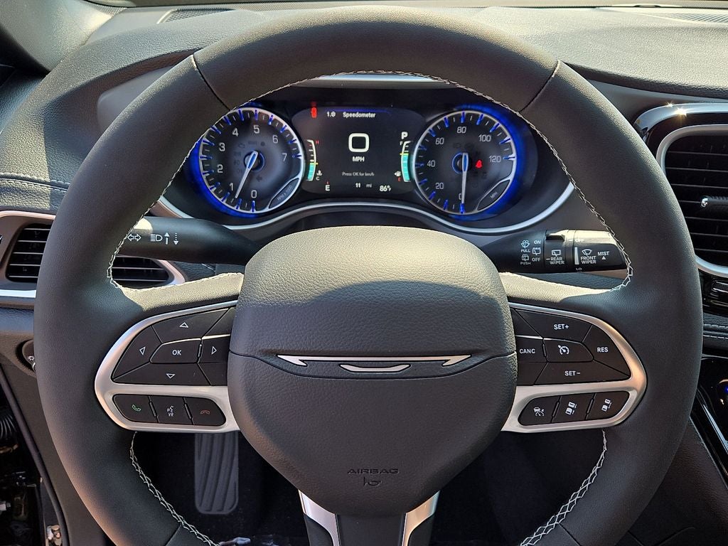 2027 Chrysler Pacifica Select