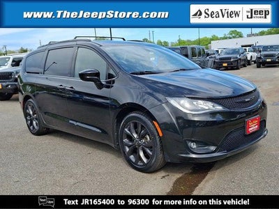 2018 Chrysler Pacifica Touring L Plus