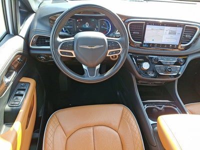 2022 Chrysler Pacifica Hybrid Pinnacle