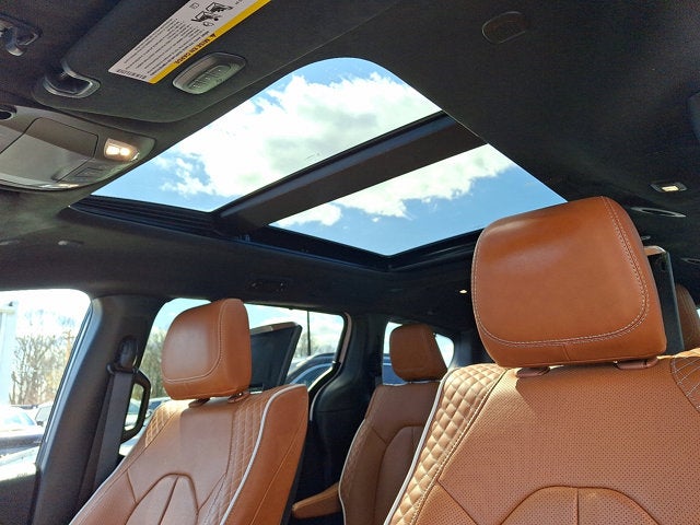 2024 Chrysler Pacifica Hybrid Pinnacle