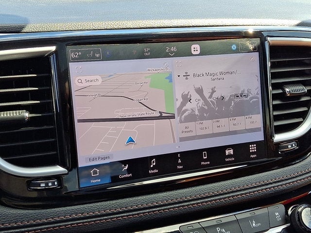 2024 Chrysler Pacifica Hybrid Pinnacle