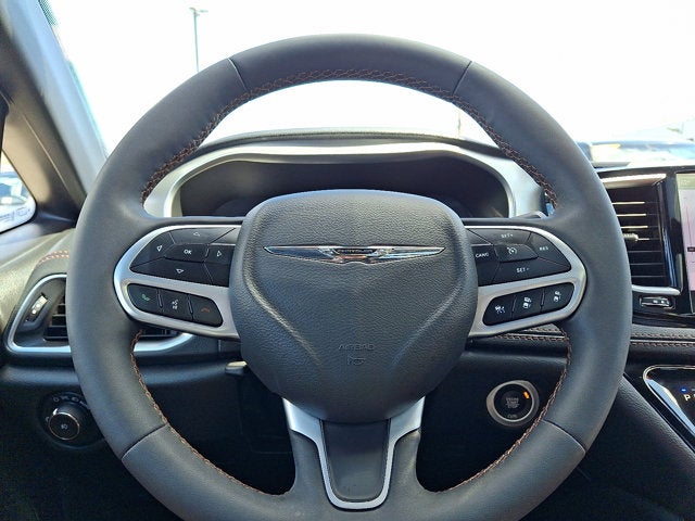 2024 Chrysler Pacifica Hybrid Pinnacle