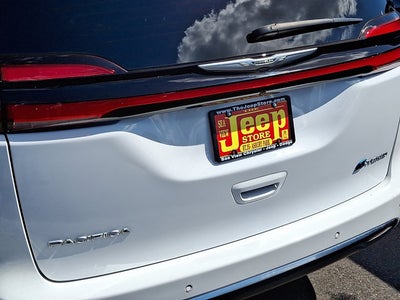 2024 Chrysler Pacifica Hybrid Pinnacle