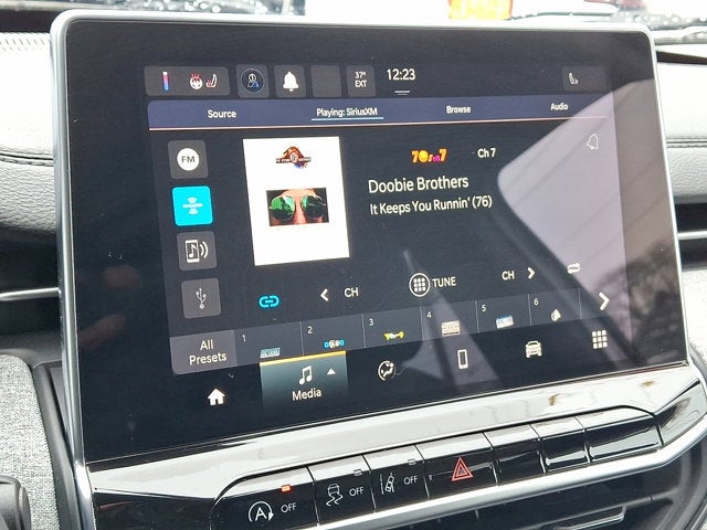 2023 Jeep Compass Latitude Lux