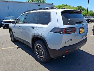 2026 Jeep Cherokee Laredo