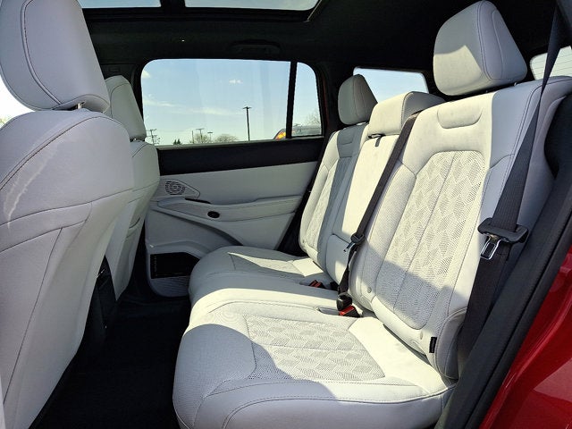 2026 Jeep Cherokee Overland