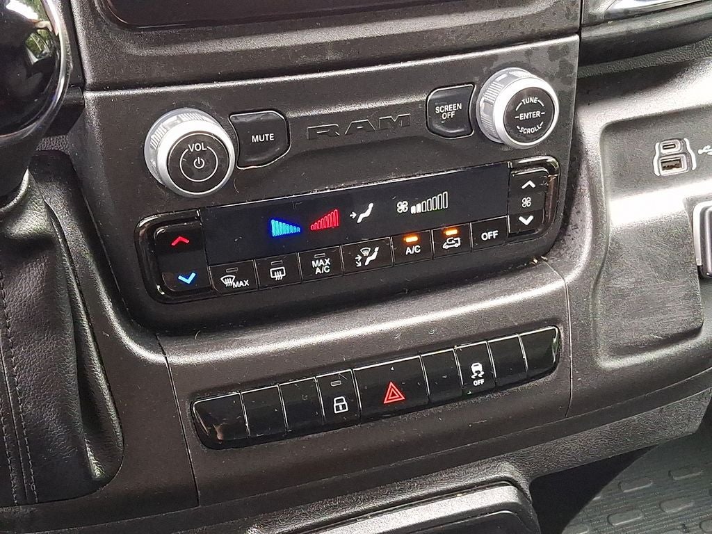 2025 RAM ProMaster 2500 Base