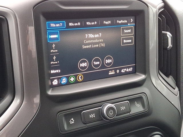 2021 Chevrolet Silverado 1500 Custom