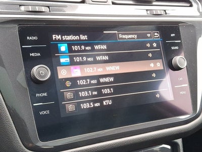 2022 Volkswagen Tiguan SE