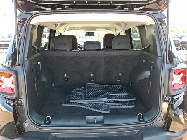 2023 Jeep Renegade Trailhawk